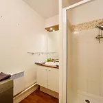 Le Petit Podium Cozy Ground Floor קרנטן